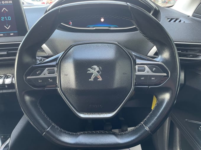 2025 Peugeot 5008