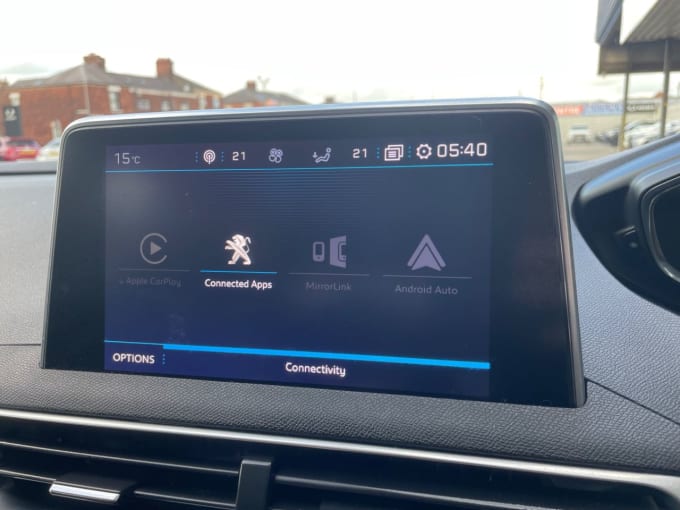 2025 Peugeot 5008