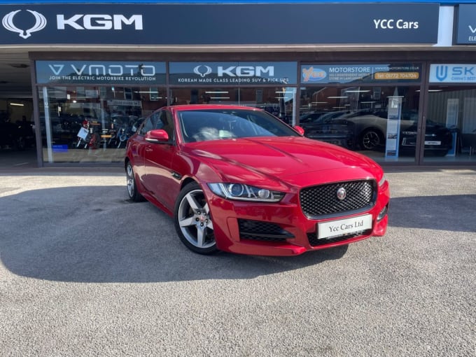 2015 Jaguar Xe