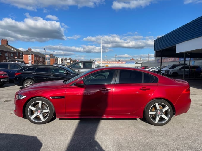 2015 Jaguar Xe