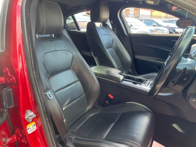 2015 Jaguar Xe
