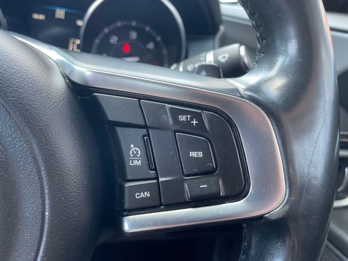 2015 Jaguar Xe