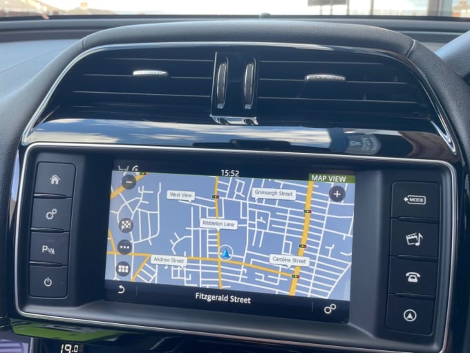 2015 Jaguar Xe