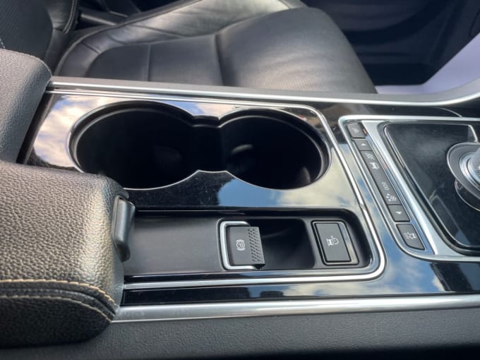 2015 Jaguar Xe