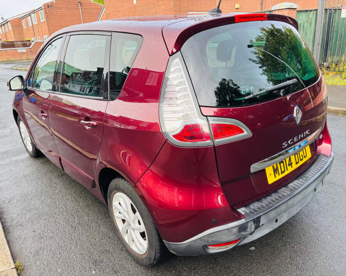 2025 Renault Scenic