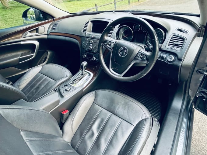 2025 Vauxhall Insignia
