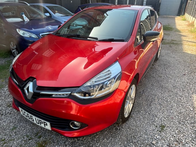 2025 Renault Clio