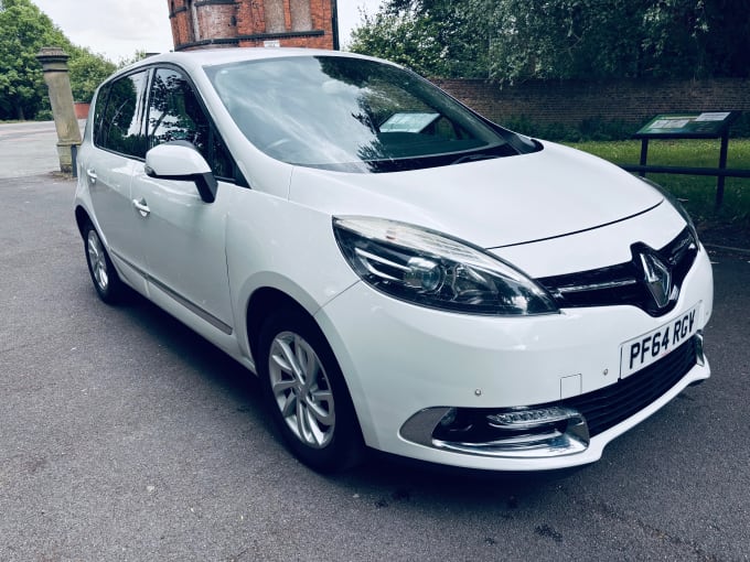 2025 Renault Scenic