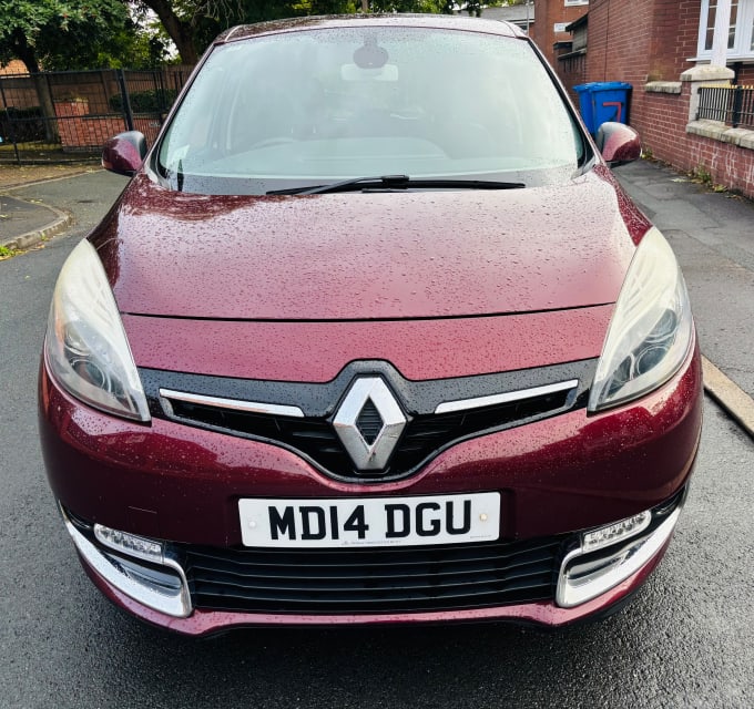 2025 Renault Scenic