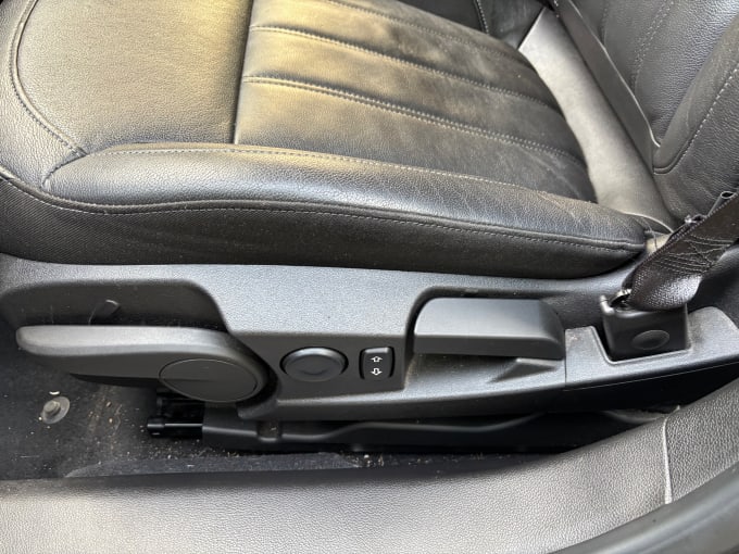2025 Vauxhall Insignia