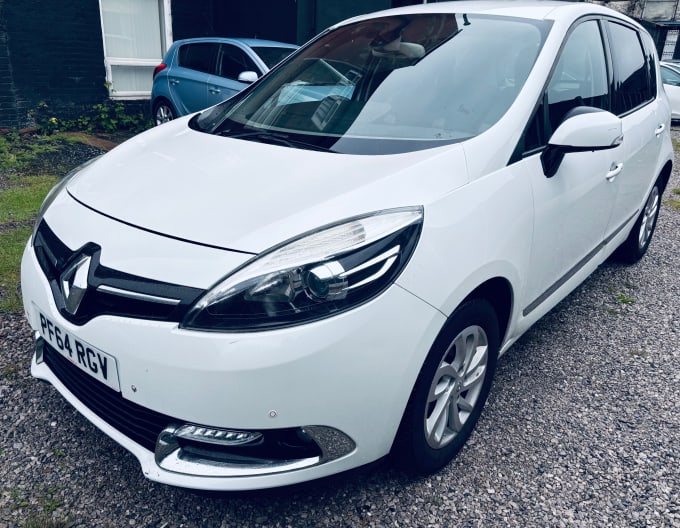 2025 Renault Scenic