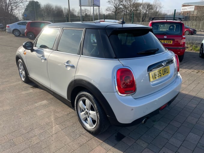 2025 Mini Hatch