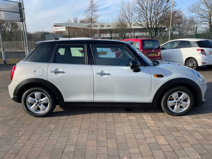 2025 Mini Hatch