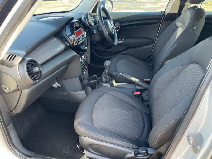 2025 Mini Hatch