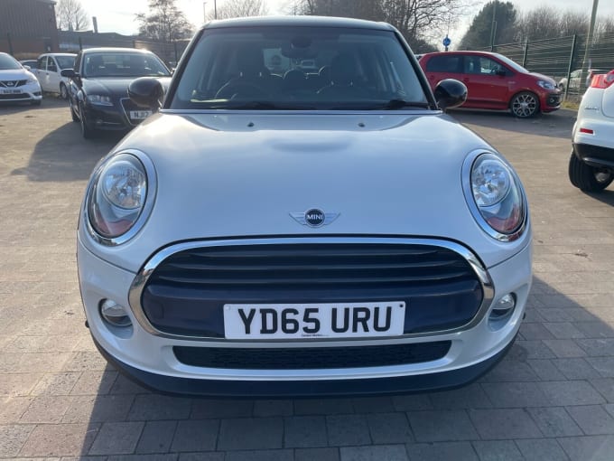 2025 Mini Hatch