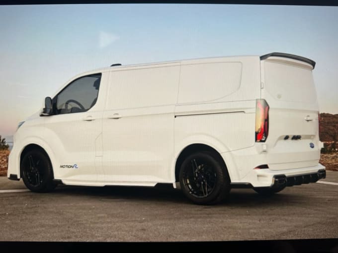 2025 Ford Transit Custom