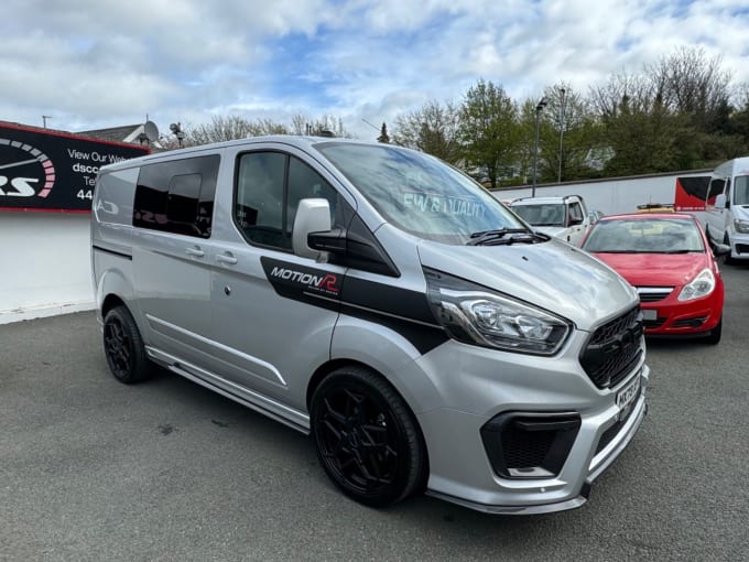 2025 Ford Transit Custom