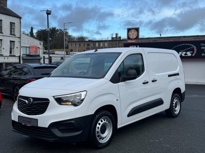 2025 Vauxhall Combo