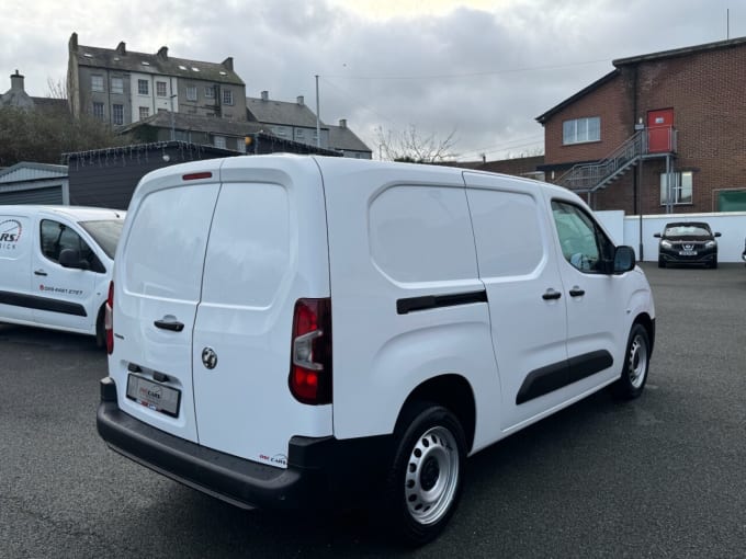 2025 Vauxhall Combo