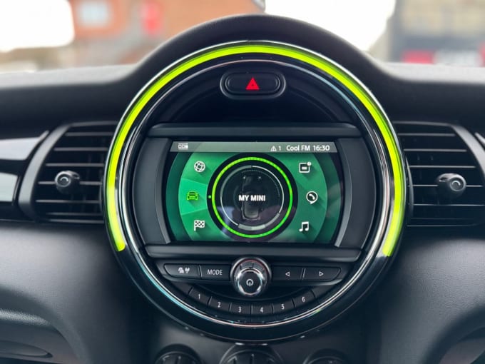 2025 Mini Hatch