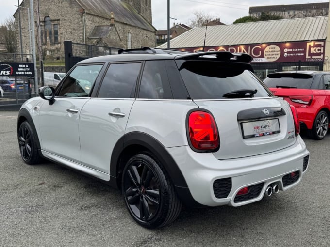 2025 Mini Hatch