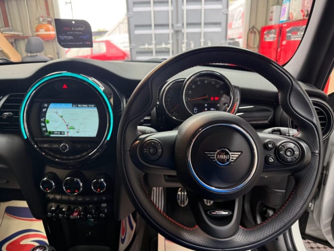 2025 Mini Hatch