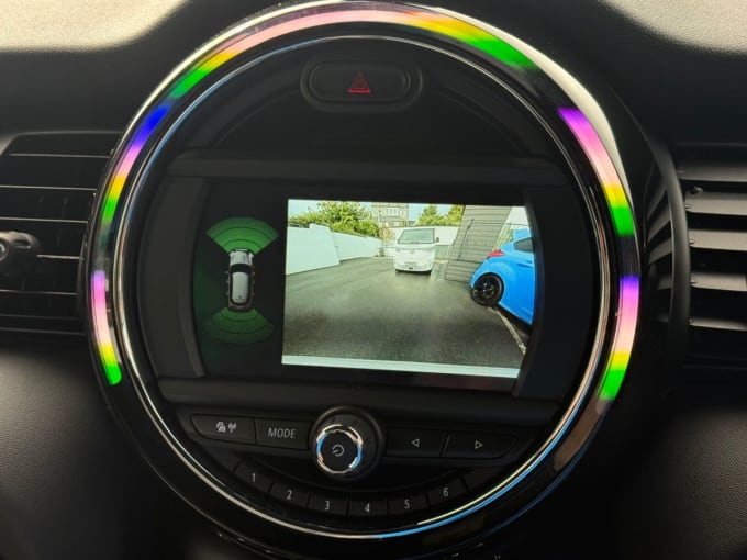 2025 Mini Hatch