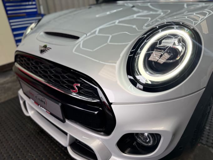 2025 Mini Hatch