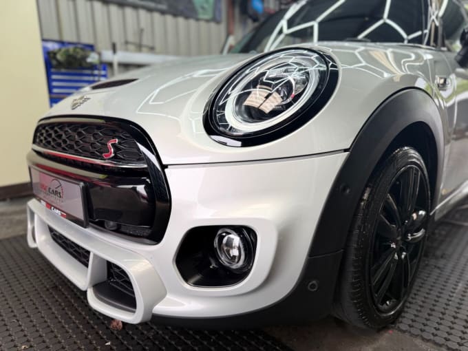 2025 Mini Hatch