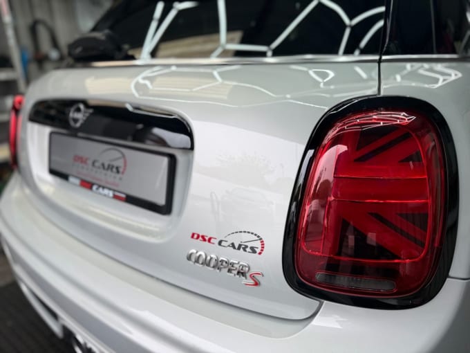 2025 Mini Hatch