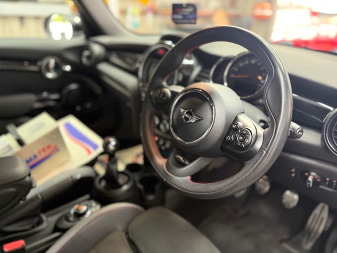 2025 Mini Hatch