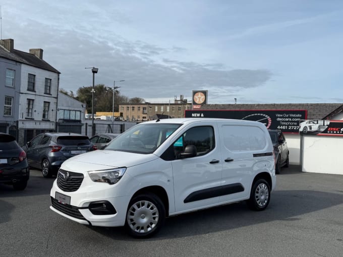 2025 Vauxhall Combo