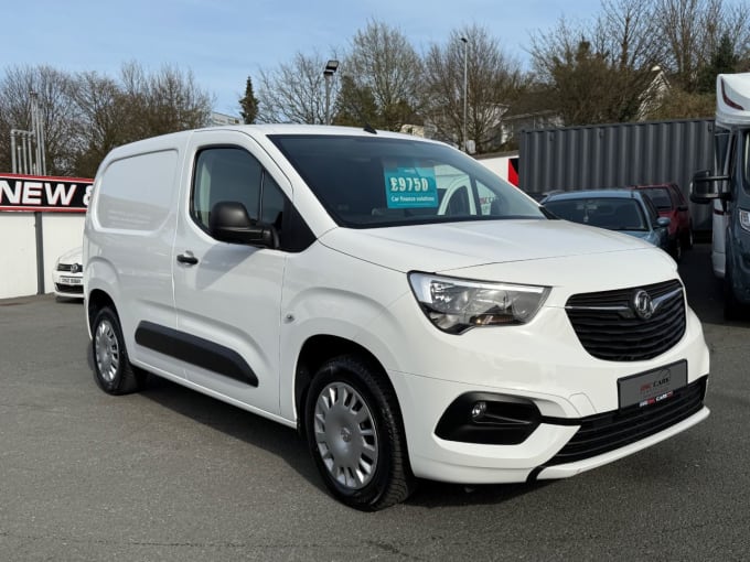 2025 Vauxhall Combo