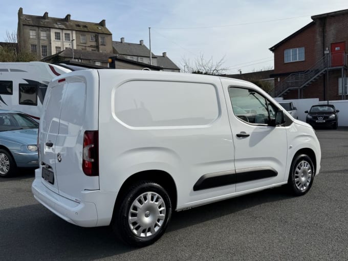 2025 Vauxhall Combo