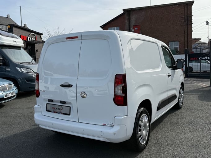 2025 Vauxhall Combo