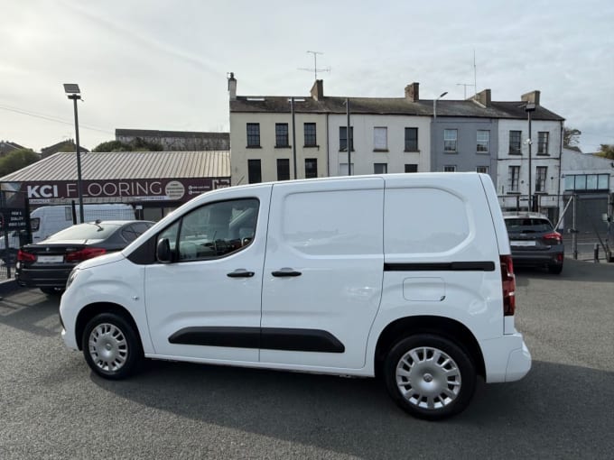 2025 Vauxhall Combo