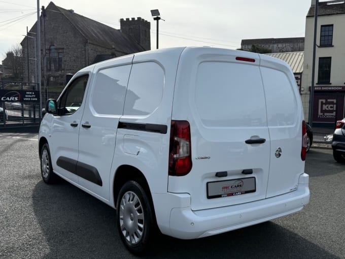 2025 Vauxhall Combo