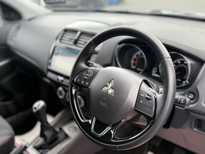2025 Mitsubishi Asx