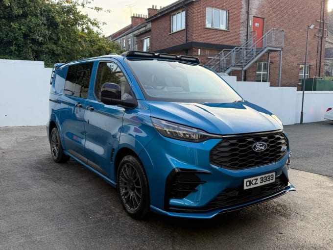 2025 Ford Transit Custom