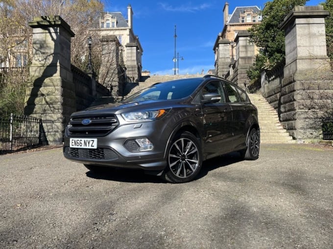 2025 Ford Kuga