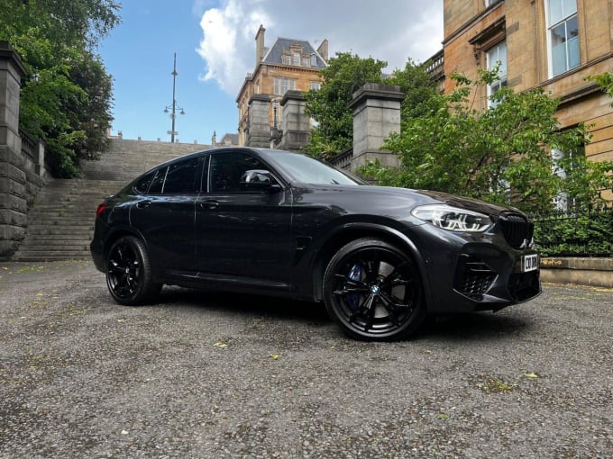 2025 BMW X4 M