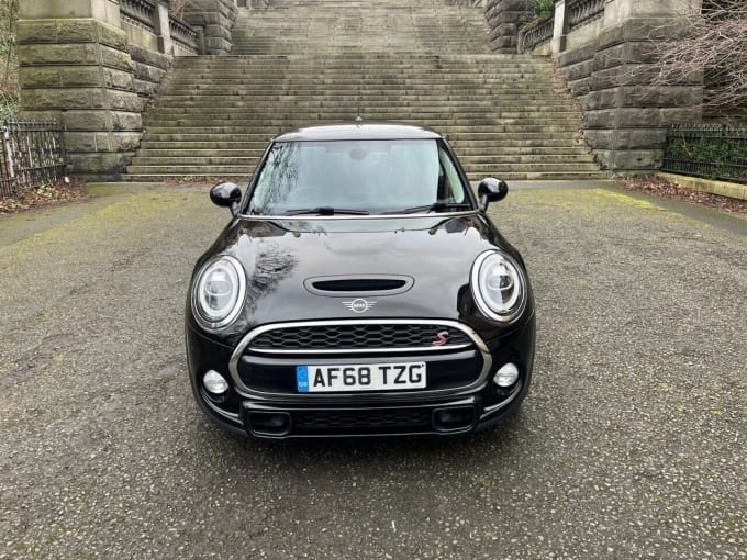 2025 Mini Hatch