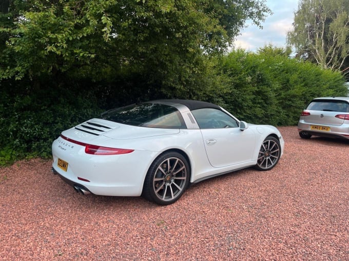 2025 Porsche 911