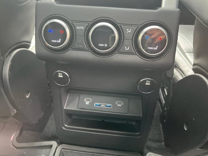 2025 Land Rover Discovery