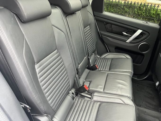 2025 Land Rover Discovery Sport