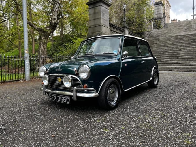 2025 Rover Mini