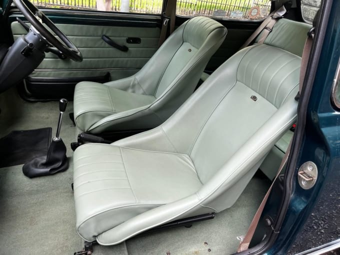 2025 Rover Mini
