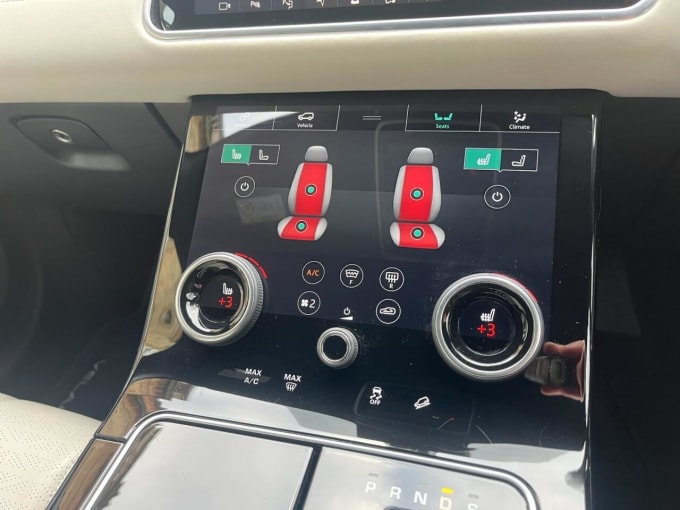 2025 Land Rover Range Rover Velar