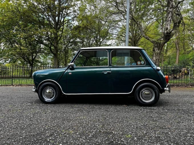 2025 Rover Mini