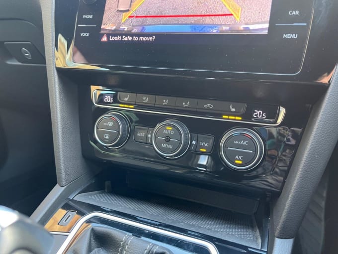 2025 Volkswagen Passat